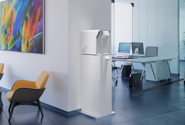 Der Wasserspender Selfizz NEO, der mit seiner kompakten Größe optimal in kleine Küchen passt kann mit einem optionalem Unterschrank auch frei im Raum stehen. (Bild: Culligan)
