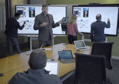"TeamWorks" soll den Meeting-Teilnehmern bei der Planung, Zusammenarbeit und Zusammenfassung von Inhalten und Diskussionen helfen. Bild: Smart Technologies